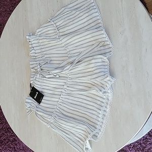 Blue B  off white and gray stripped shorts with liner. Size L, NWT Elastic waist